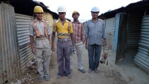 bouwvakkers_in_de_slum